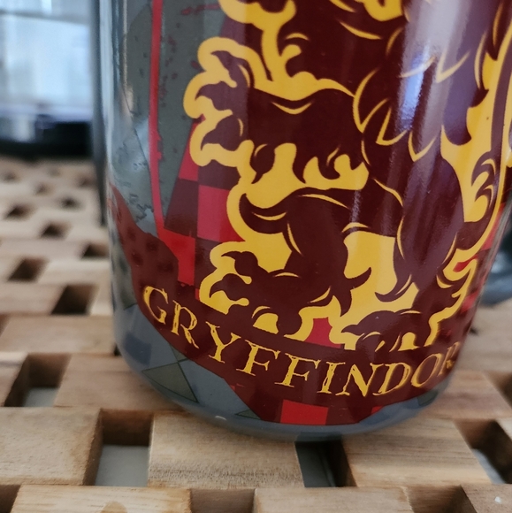 Harry Potter Gryffindor Coffee Mug by Zak - Picture 3 of 6